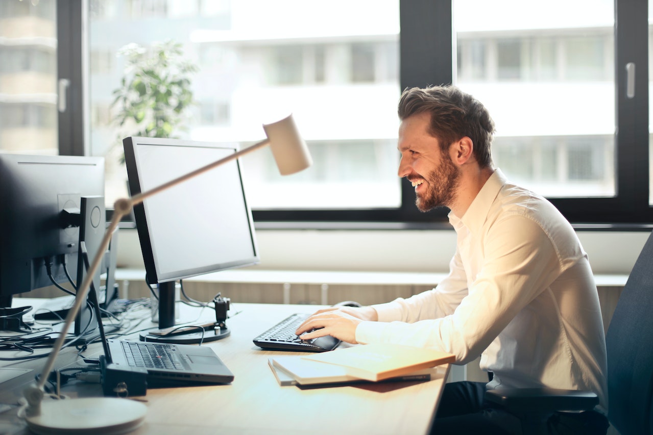 Double Trouble: Mixing Direct Mail with Email Marketing, the Jumbo Way!